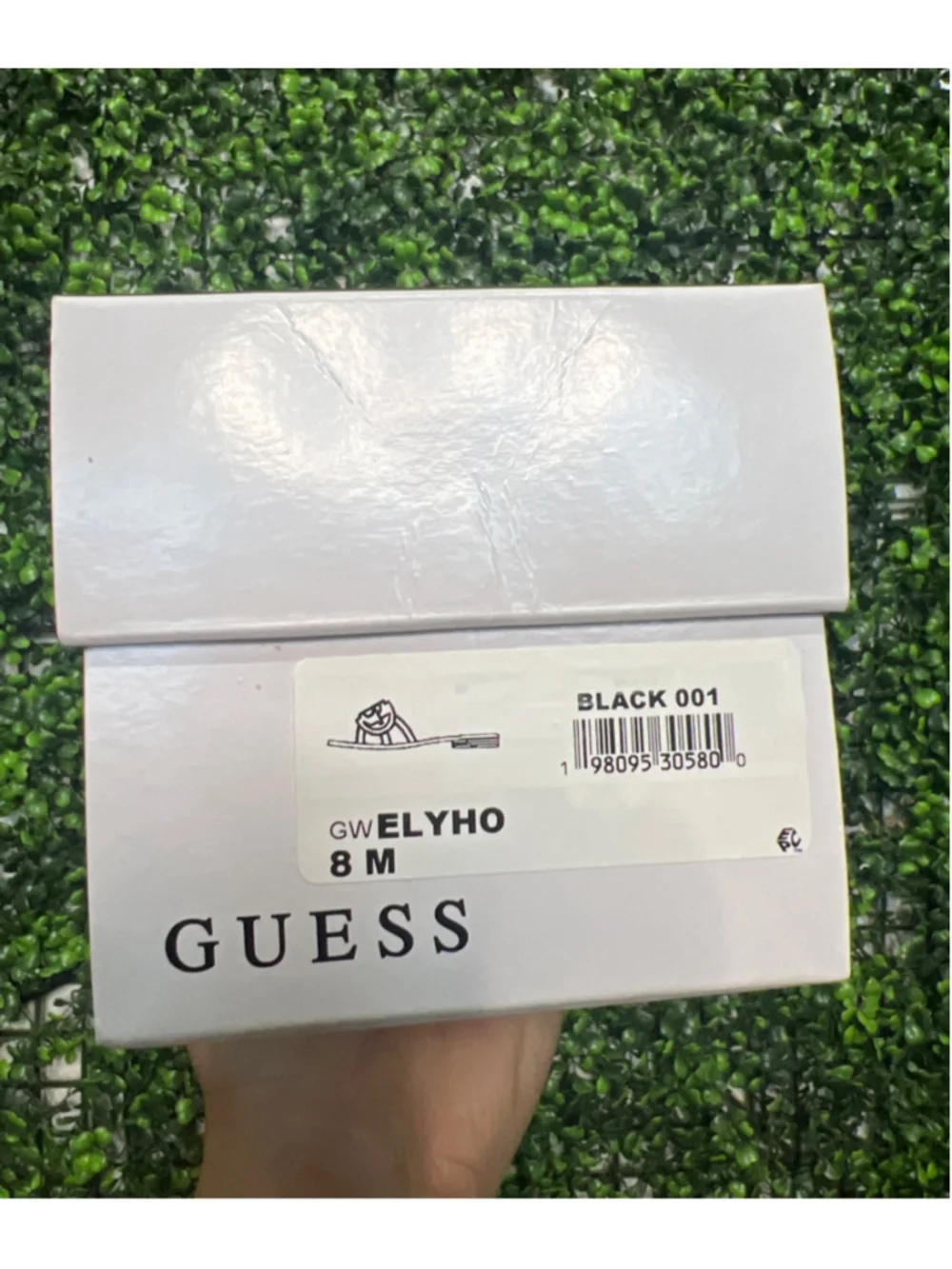 Guess Women's Elyho Jelly Cutout Logo Flat Sandals size 8 Slippers